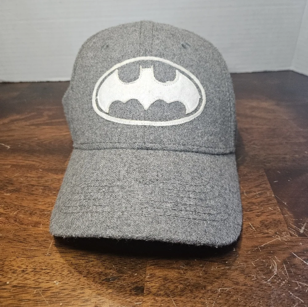 Batman Baseball Cap Wool Blend Adjustable Gray - Picture 1 of 6
